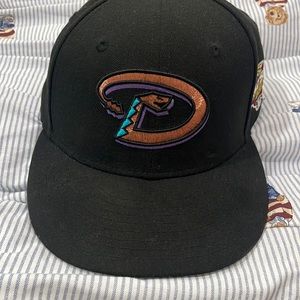 Black diamondbacks hat